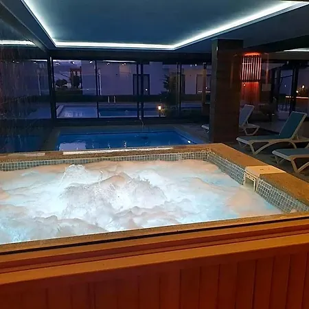 A Dreamy Luxury Two-bedroom With A Special View Of The Forest, Mountains And Sunset 호텔